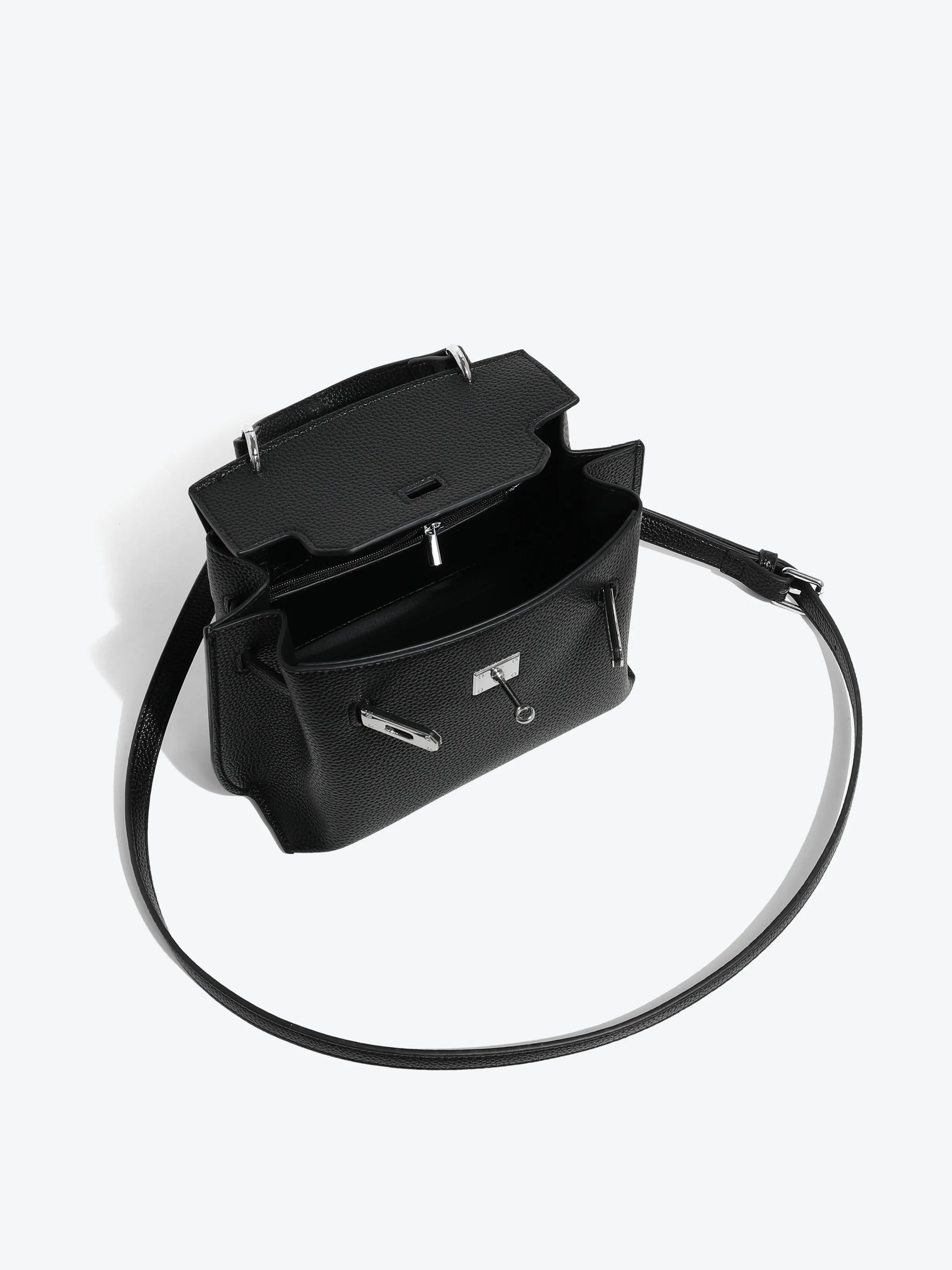 Black Handbag - Lychee texture