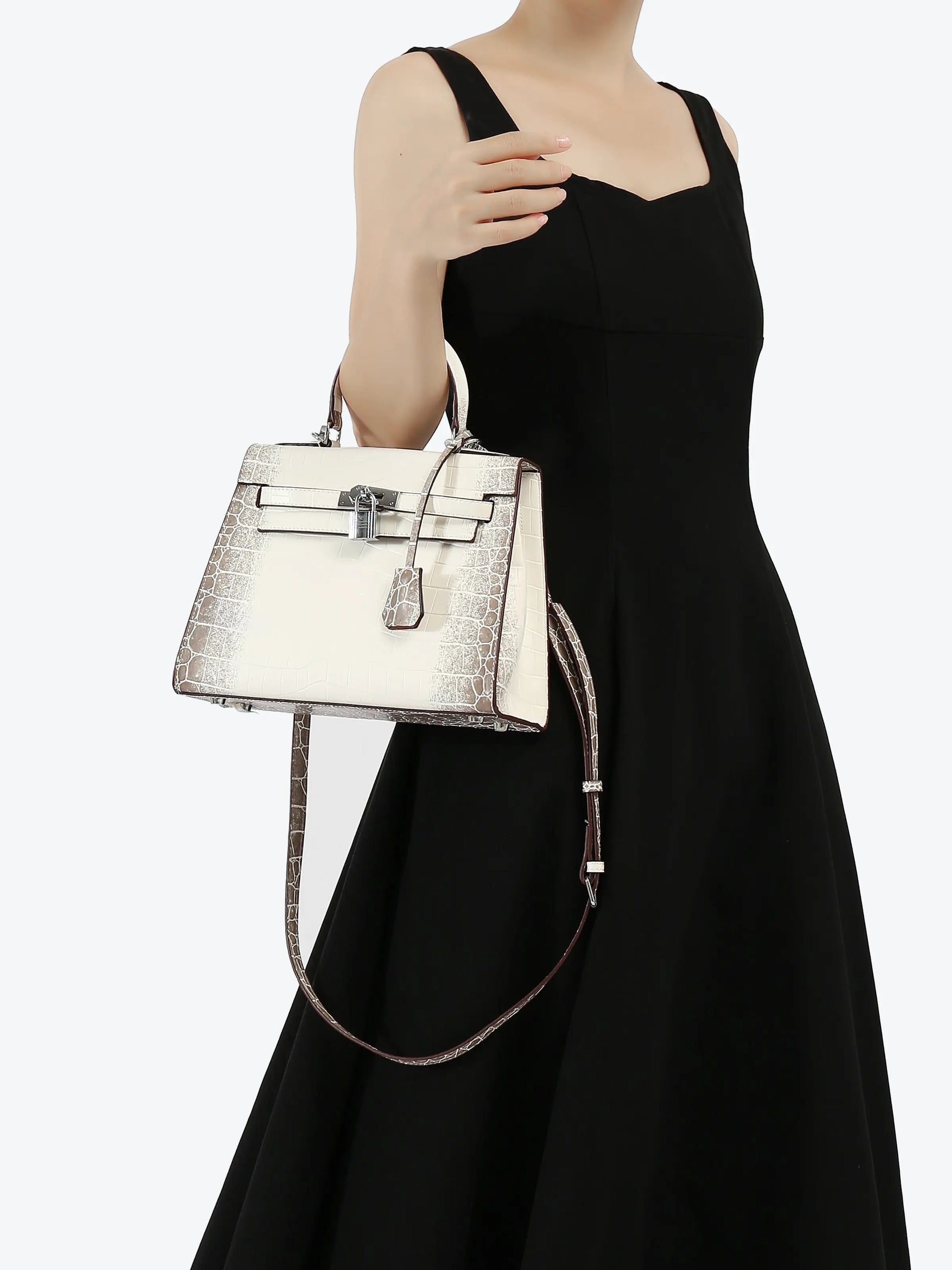 Medium Handbag - Leather